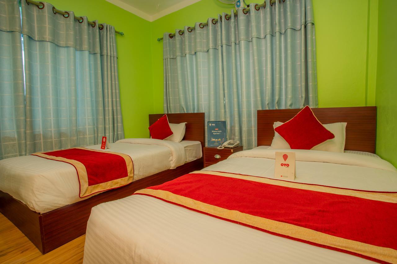 Oyo 146 Somewhere Hotel & Resturant Katmandu Dış mekan fotoğraf