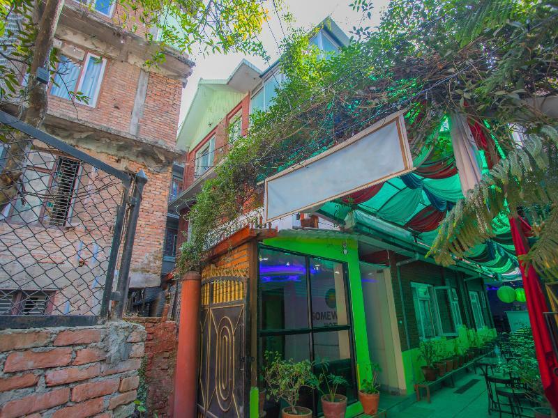 Oyo 146 Somewhere Hotel & Resturant Katmandu Dış mekan fotoğraf
