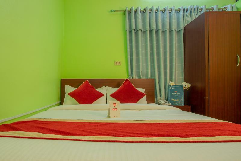 Oyo 146 Somewhere Hotel & Resturant Katmandu Dış mekan fotoğraf