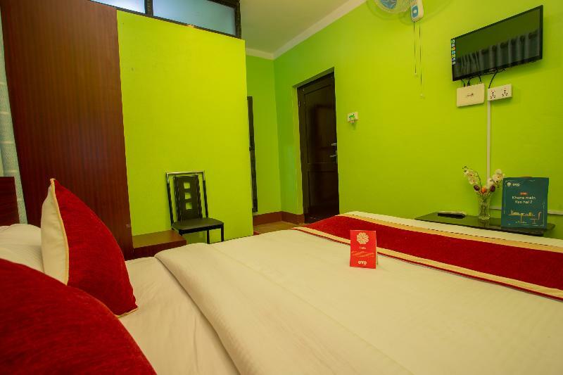 Oyo 146 Somewhere Hotel & Resturant Katmandu Dış mekan fotoğraf